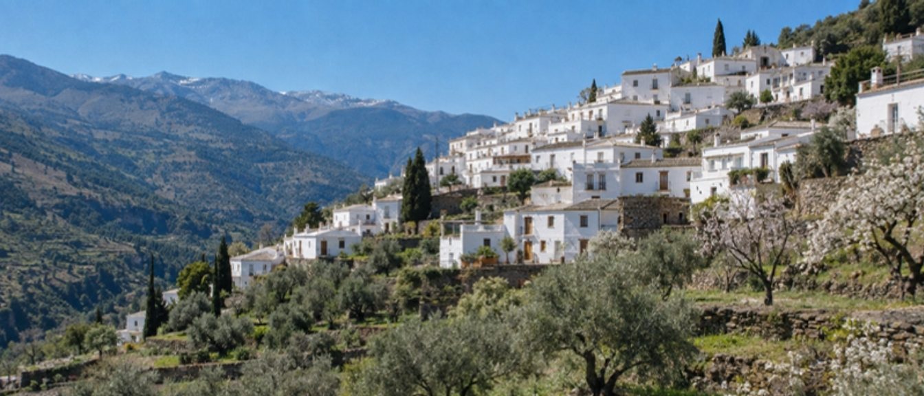 Weißes Dorf in der Alpujarra