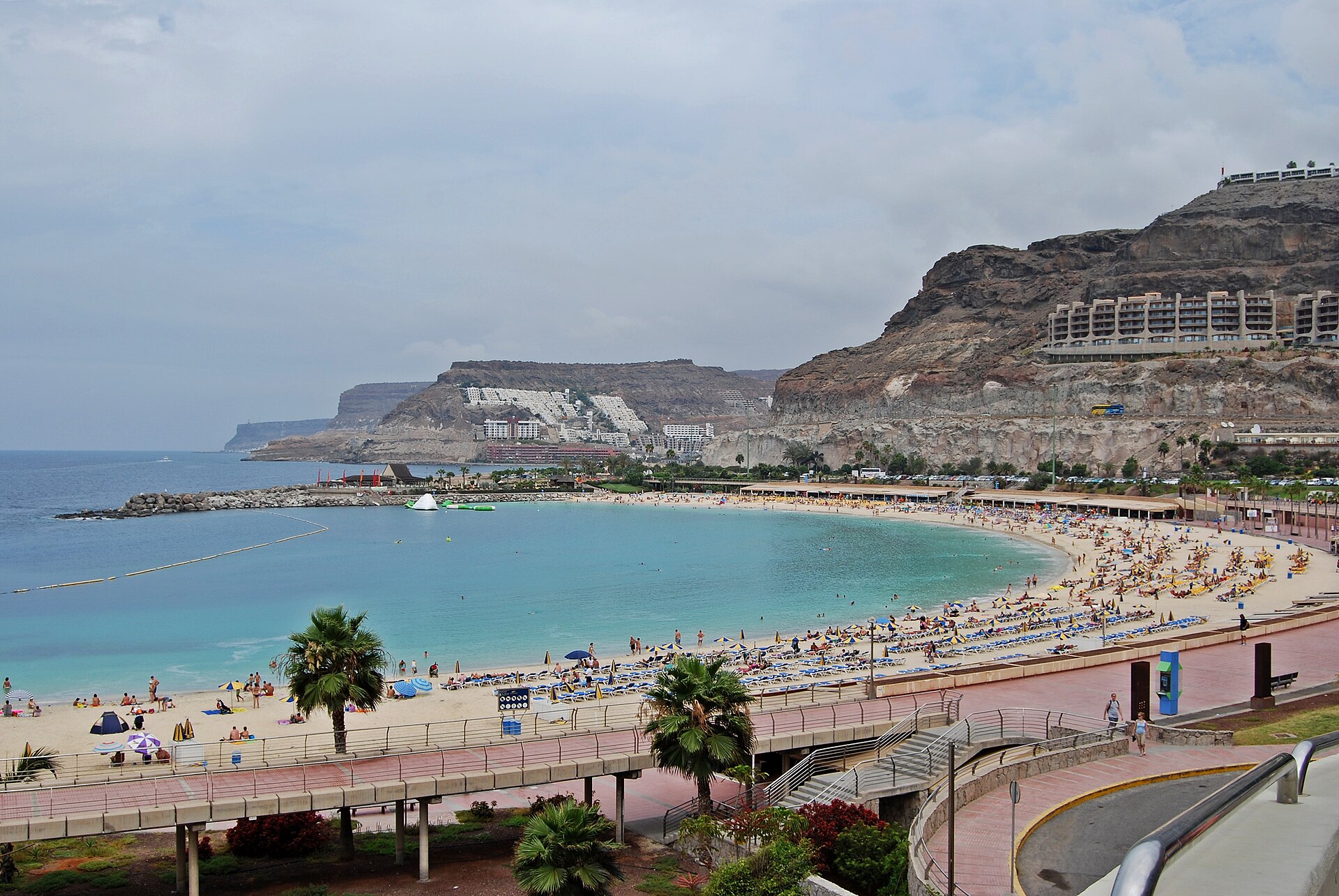 Playa de los Amadores 2010