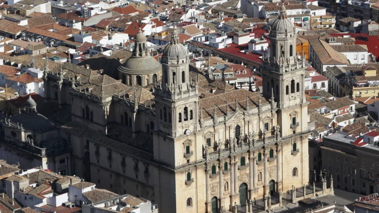 Auswandern nach Jaén: Kosten, Wohnen, Arbeit und Tipps (2026)