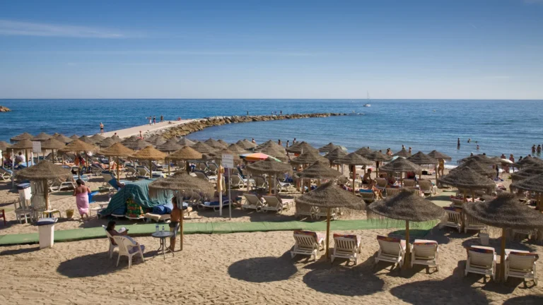 Auswandern nach Marbella: Kosten, Wohnen, Arbeit und Tipps (2026)