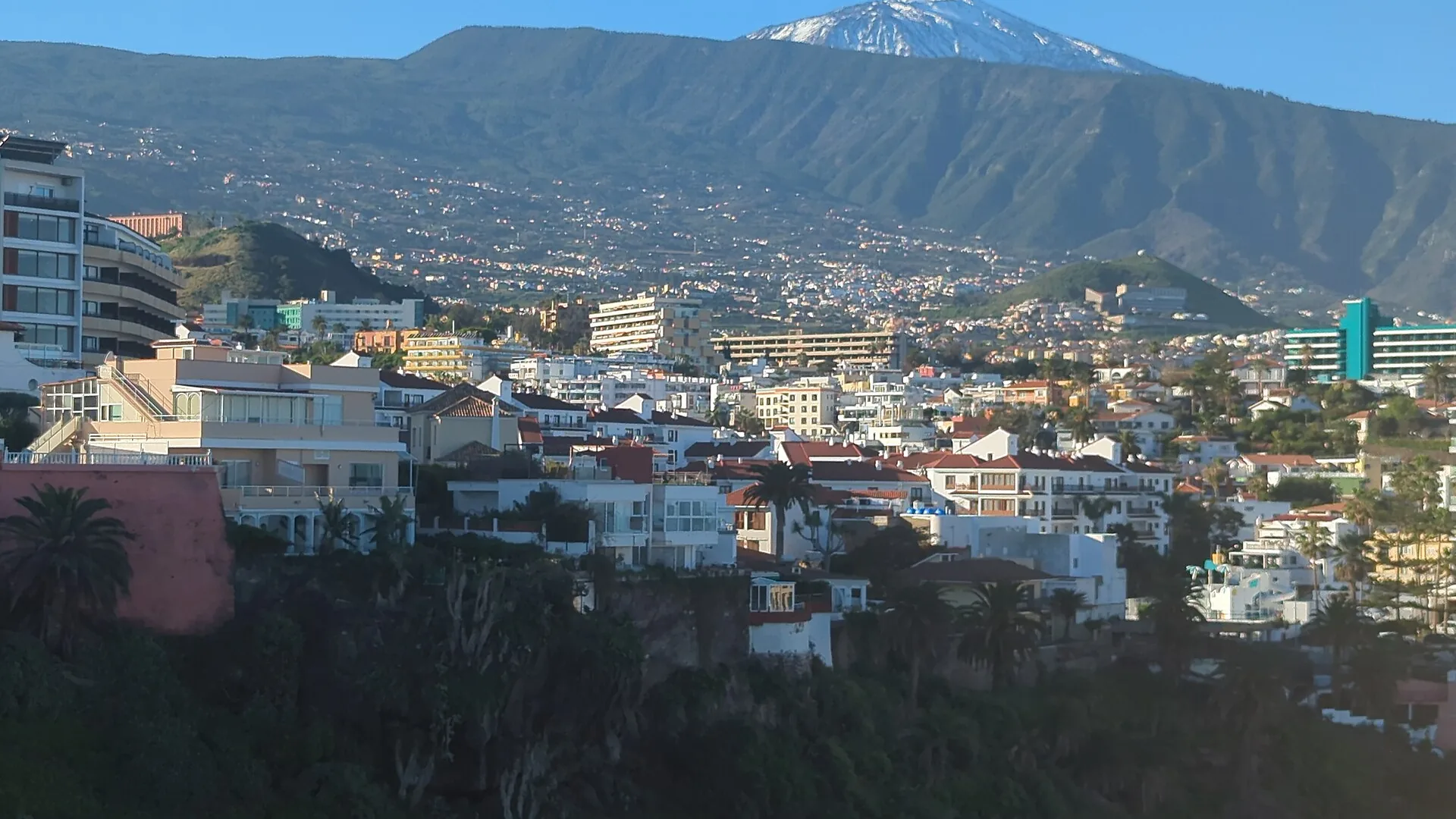 Auswandern nach Teneriffa: Kosten, Wohnen, Arbeit und Tipps (2026)